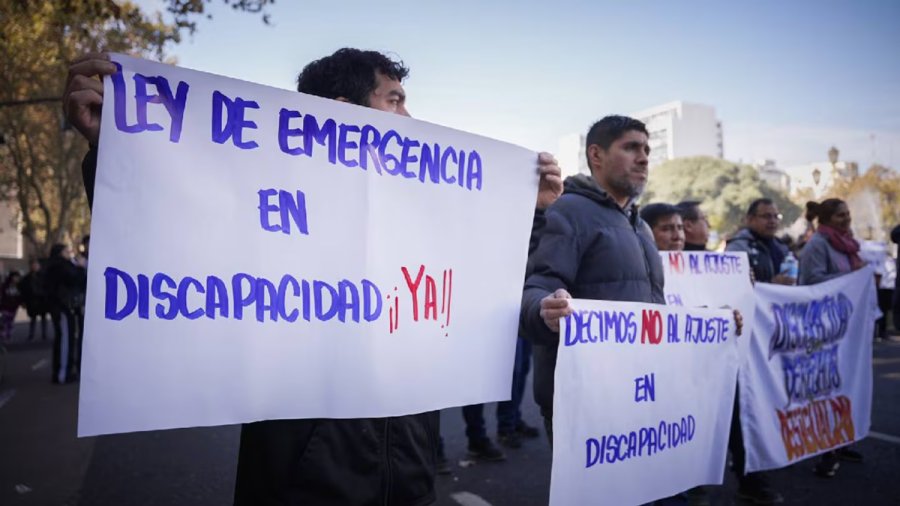 FALLO FEDERAL. La Justicia activ&oacute; la emergencia en discapacidad y anul&oacute; un decreto de Milei.