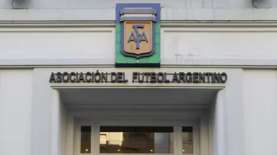 La Asociaci&oacute;n del F&uacute;tbol Argentino fue denunciada por evadir impuestos.