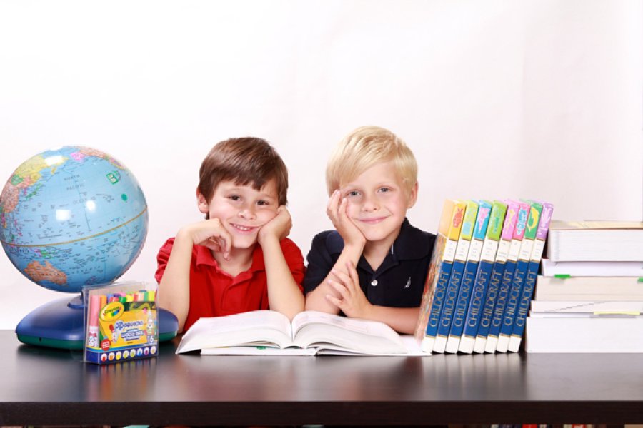 Darles un espacio para que ellos puedan plantear sus inquietudes. Que sean ni&ntilde;os no significa que no se den cuenta del mundo que les rodea y de sus faltas.