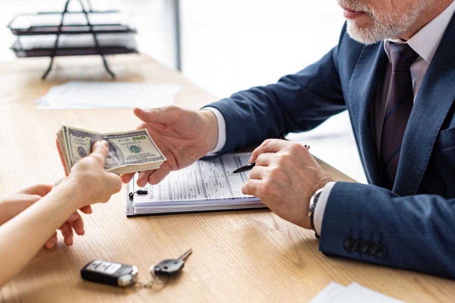 La medida apunta a reducir el costo del cr&eacute;dito para Pymes, viviendas y transporte p&uacute;blico.