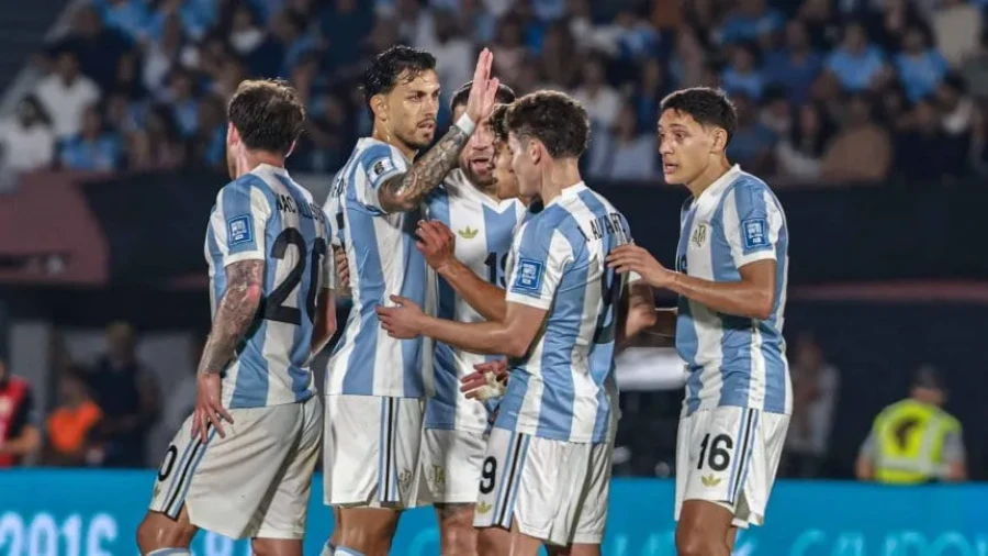 ANTES DEL MUNDIAL. El partido con Espa&ntilde;a.