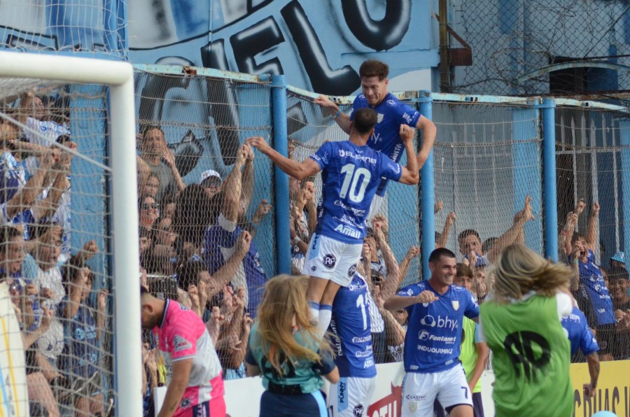 ATL&Eacute;TICO DE RAFAELA ASCENDI&Oacute; Y VUELVE A LA PRIMERA NACIONAL