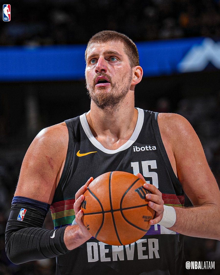 IMPARABLE. Nikola Jokic, 56 puntos.