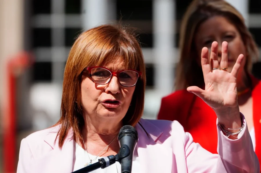 Bullrich , jefa del bloque de senadores de LLA y ex ministra de Seguridad.