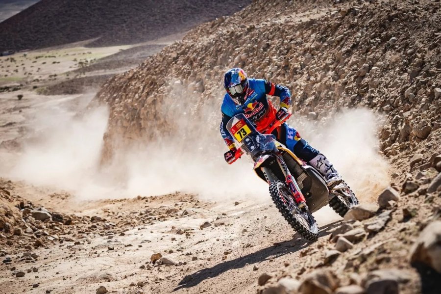 El espa&ntilde;ol Edgar Canet se impuso en Motos con una KTM.
