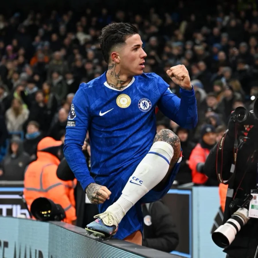 El argentino Enzo Fern&aacute;ndez anot&oacute; para el Chelsea.