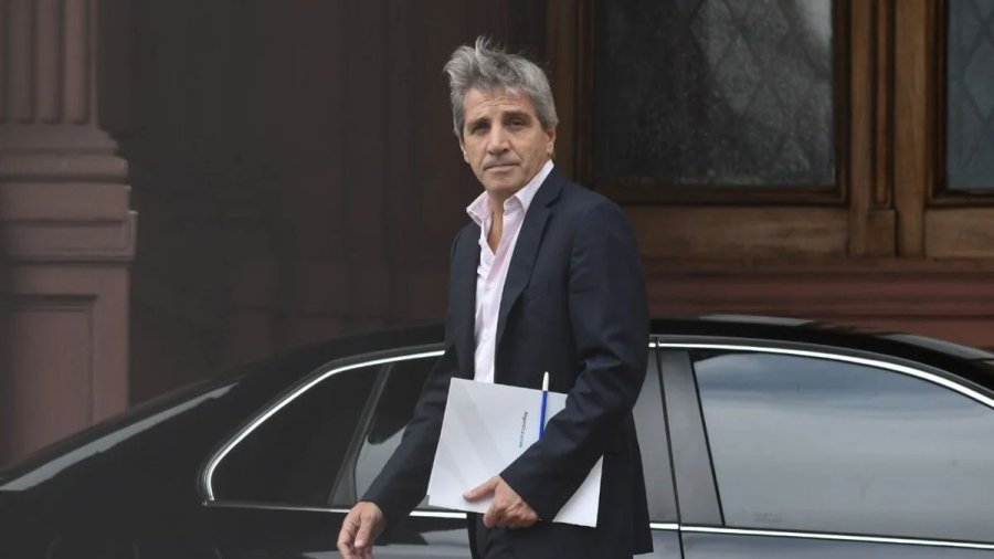 AFRONTAR PAGOS. El Gobierno planea alternativas para pagar los vencimientos.