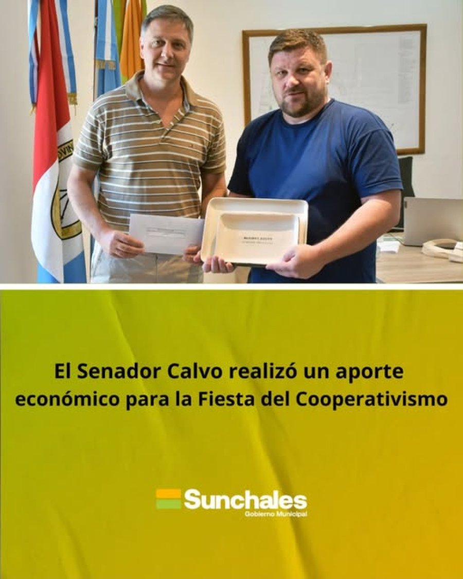 Fernando Cattaneo y Pablo Pinotti durante la entrega.