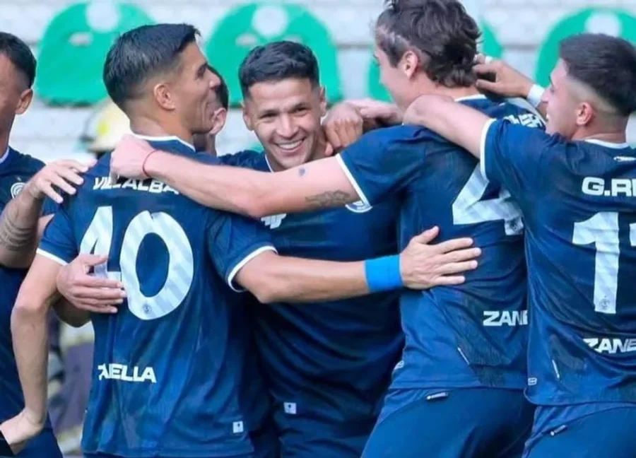 Independiente Rivadavia avanz&oacute; a los 16vos de final de la Copa Argentina.