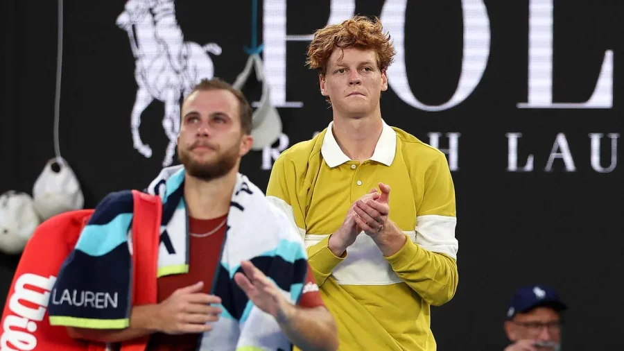 Sinner se meti&oacute; en la segunda ronda del Abierto de Australia.