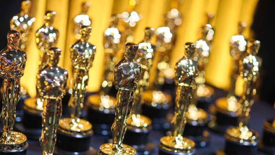 Las estatuillas del premio entre bastidores durante la 96.&ordf; edici&oacute;n de los Premios de la Academia.