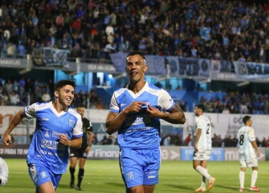 ESTUDIANTES R&Iacute;O CUARTO RECIBE A ARGENTINOS