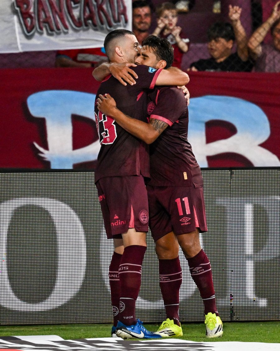 MUY BUEN ARRANQUE. Lan&uacute;s ratific&oacute; su momento auspicioso.