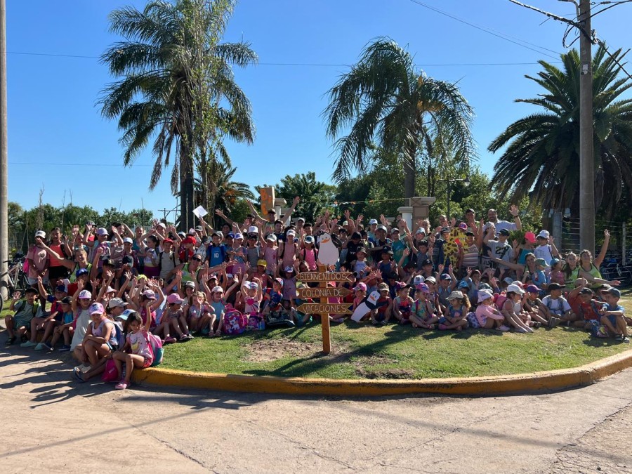 Los colonos disfrutan a pleno la temporada estival.