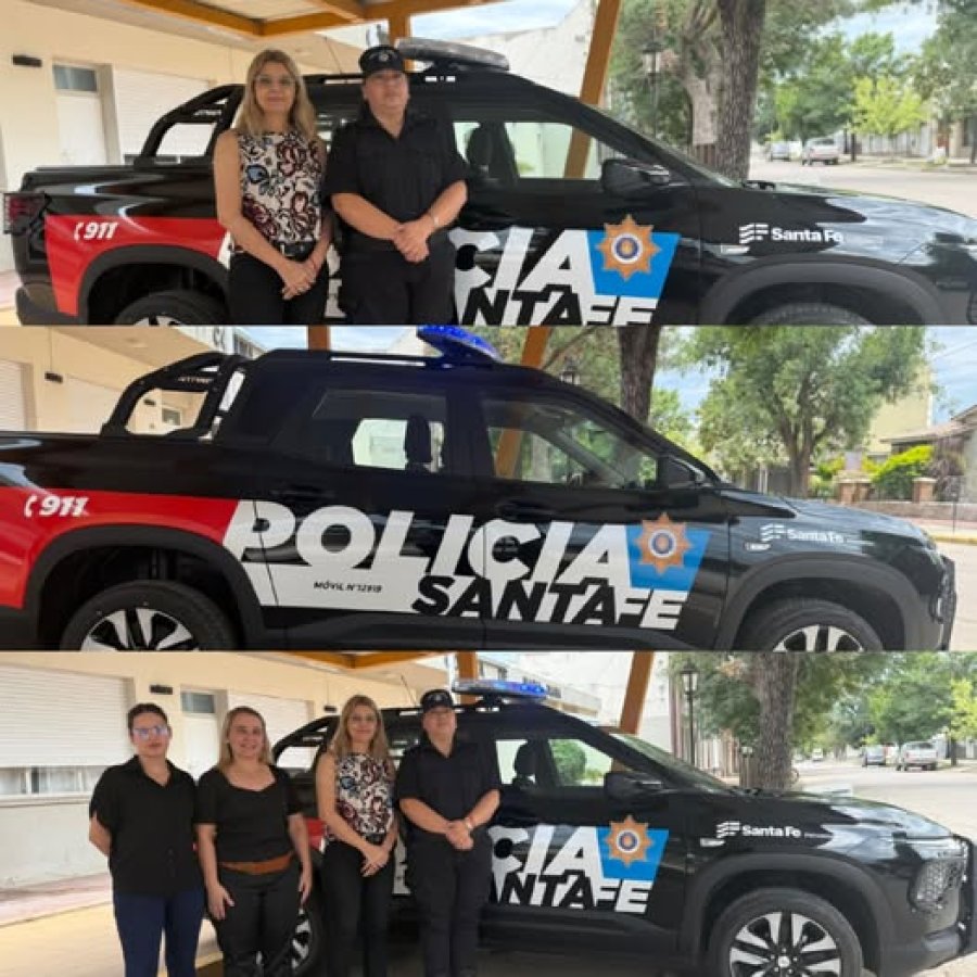 Autoridades policiales y comunal y la nueva unidad.