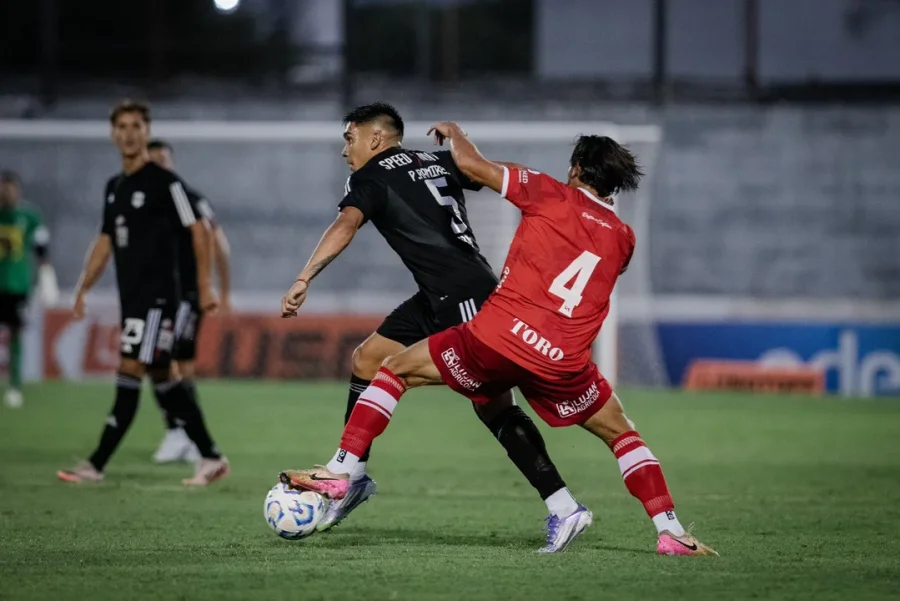 Deportivo Riestra venci&oacute; a Maip&uacute; y se meti&oacute; en 16avos de la Copa Argentina.