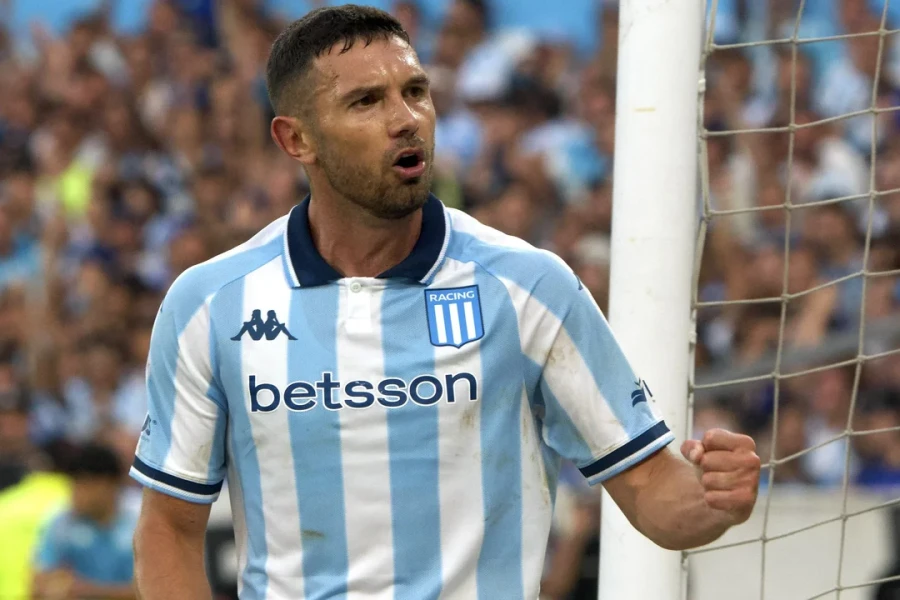 MARAVILLA MARTINEZ. Racing necesita de sus goles.