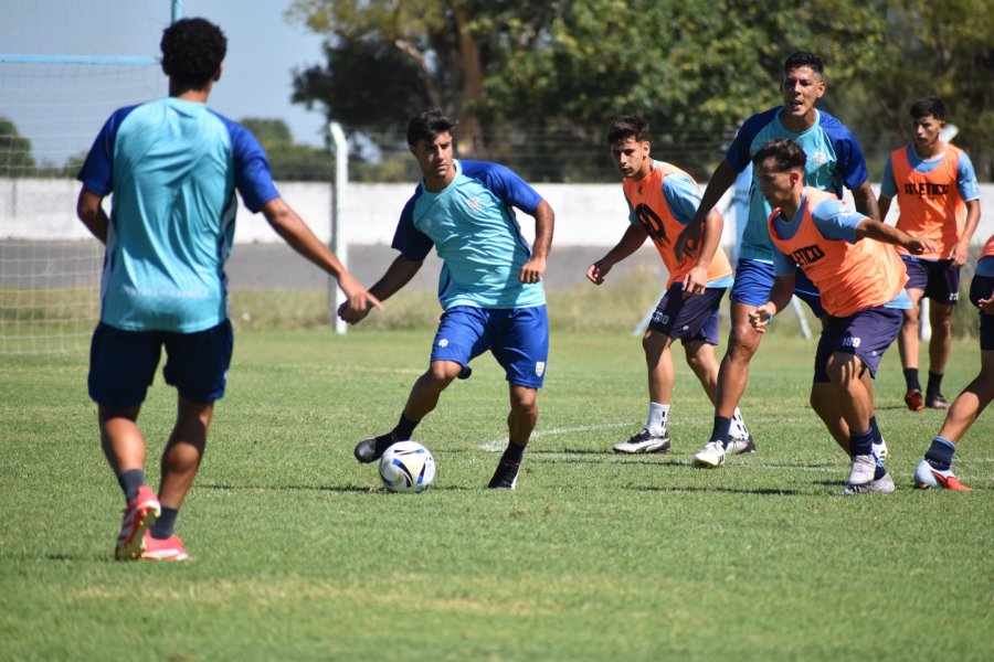 LA CREMA ULTIMA DETALLES DE CARA A SU DEBUT EN LA PRIMERA NACIONAL 2026