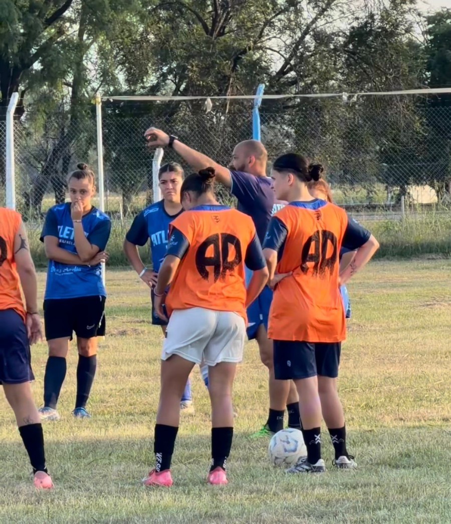 El equipo de Rebossio ya transita su tercera semana de trabajos con objetivos claros: pelear por el ascenso y volver a ser protagonista en la Copa Santa Fe.