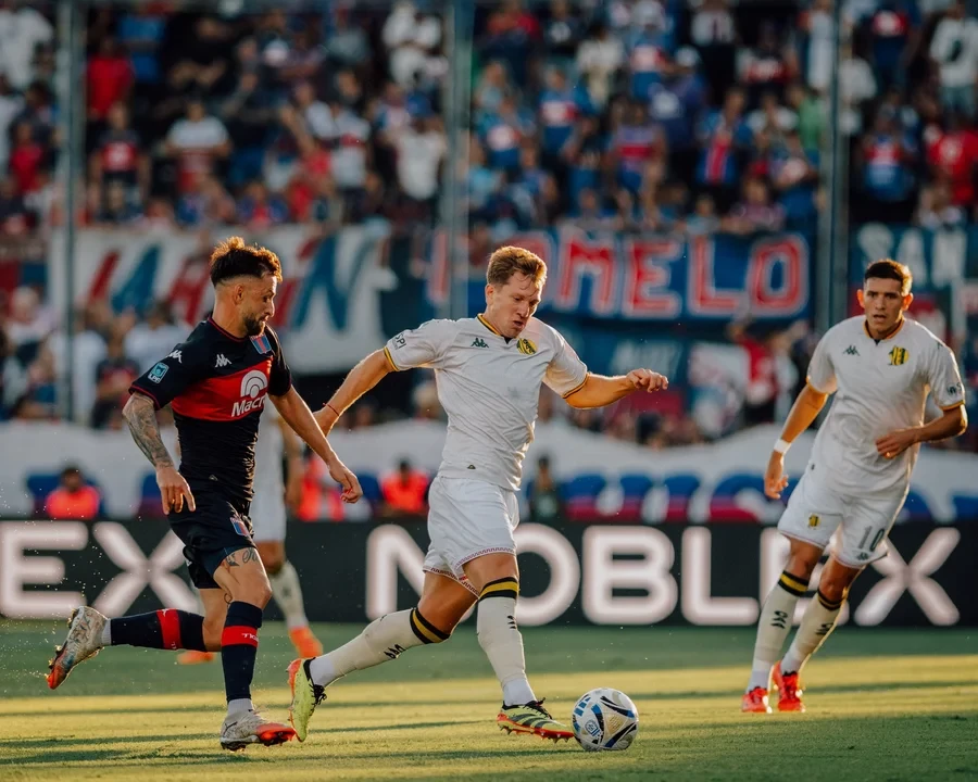 SIGUE ENRACHADO. Tigre volvi&oacute; a ganar.
