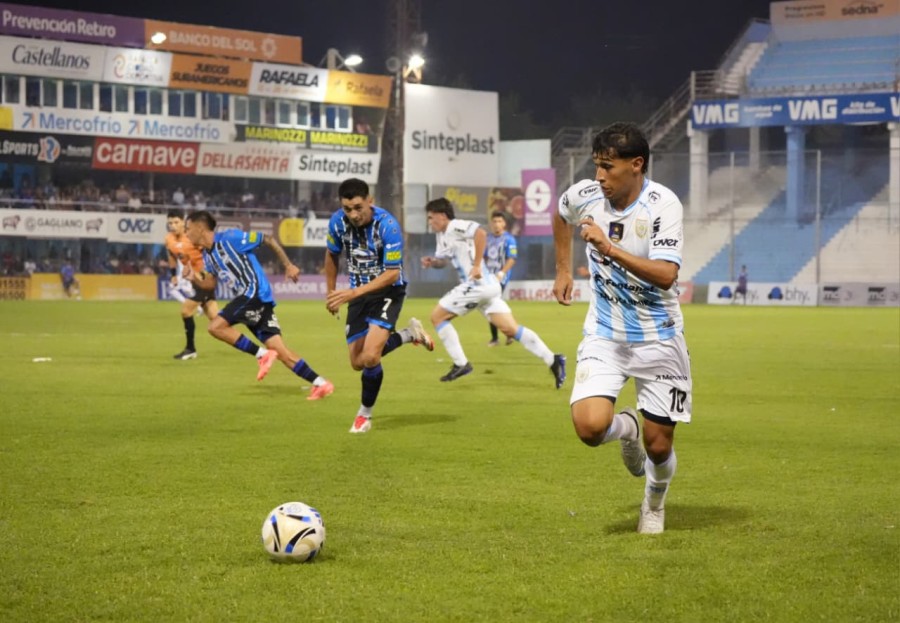 Atlético de Rafaela sumó en su regreso: empate sin goles ante Almagro | Diario La Opinión de Rafaela Atlético de Rafaela sumó en su regreso: empate sin goles ante Almagro | Diario La Opinión de Rafaela