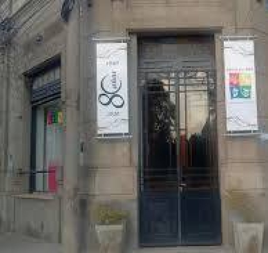 Fachada de la instituci&oacute;n cultural.