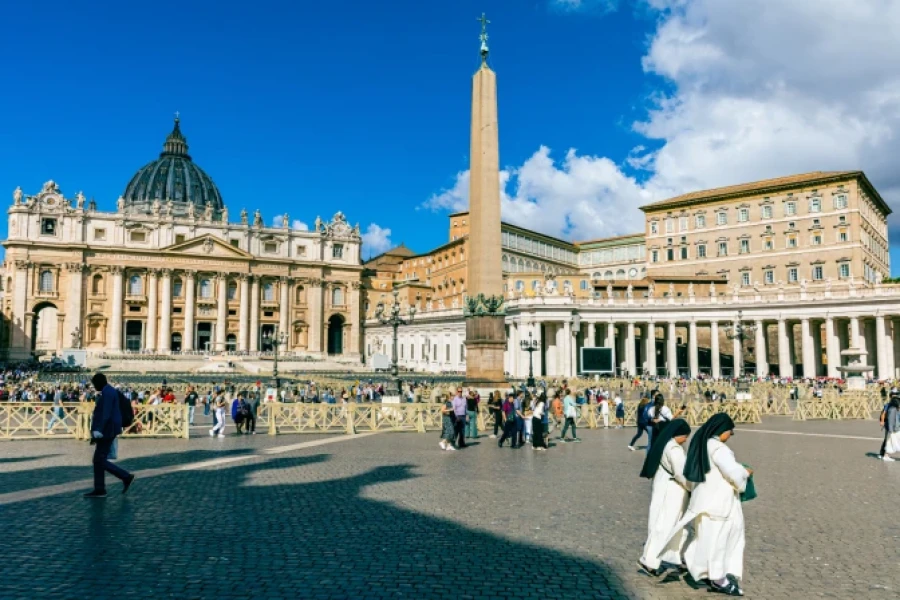 Plaza San Pedro del Vaticano.
