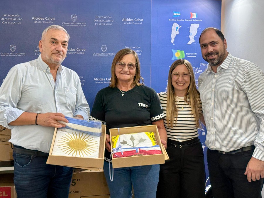 El aporte para el grupo de danzas de Ramona.