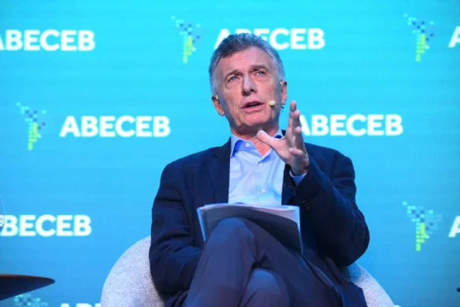 Mauricio Macri apunt&oacute; contra Juan Rom&aacute;n Riquelme.