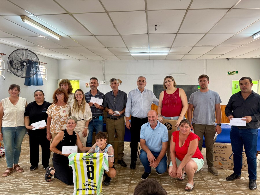 El grupo que particip&oacute; del reciente encuentro.