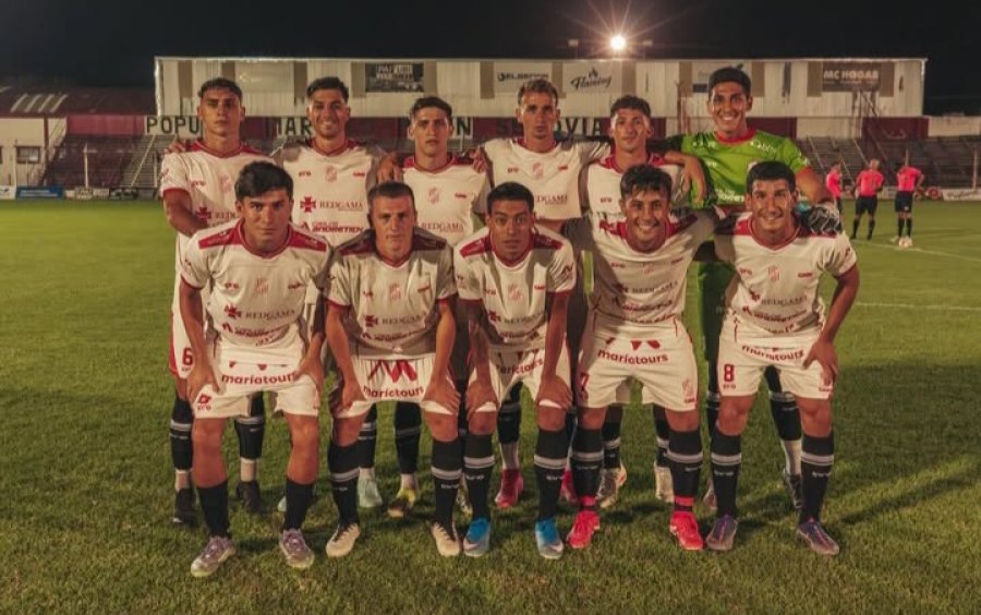 EQUIPO. La formaci&oacute;n del Le&oacute;n que disput&oacute; el &uacute;ltimo amistoso.