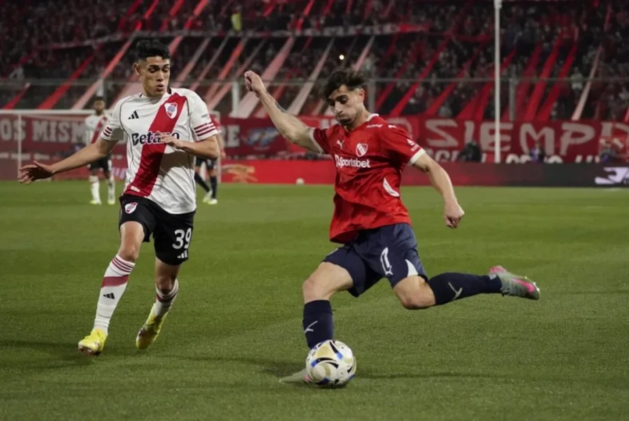 Mazzantti, con un pie y medio afuera de Independiente.