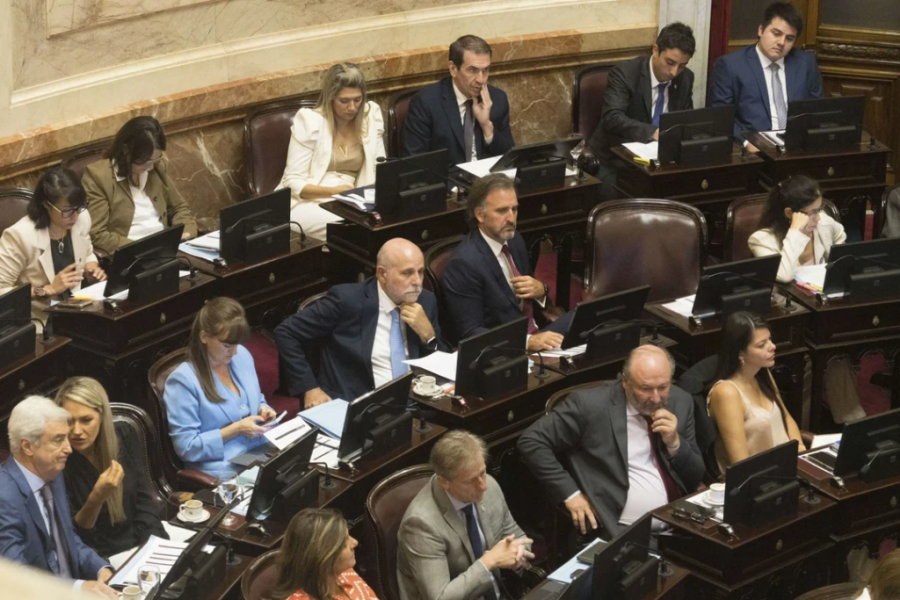 ACUERDO PARITARIO. Los senadores tienen atado su salario a lo de los trabajadores del Congreso, que cerraron una paritaria del 12,5% entre diciembre del 2025 y mayo del 2026.