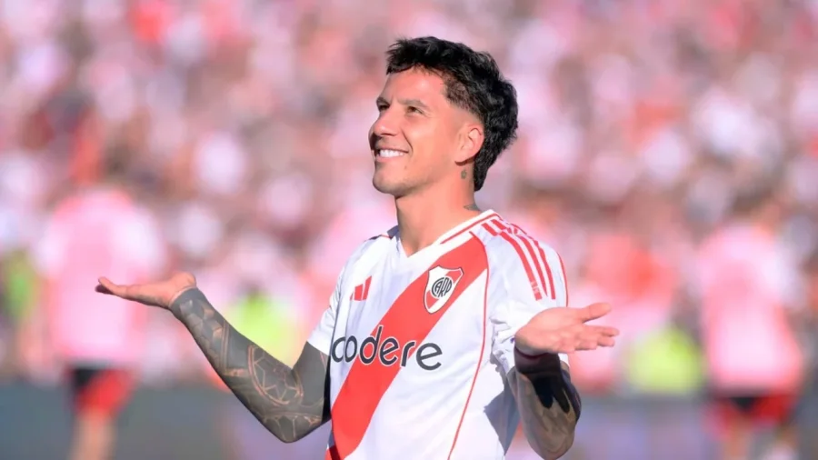 El delantero de River Sebasti&aacute;n Driussi.