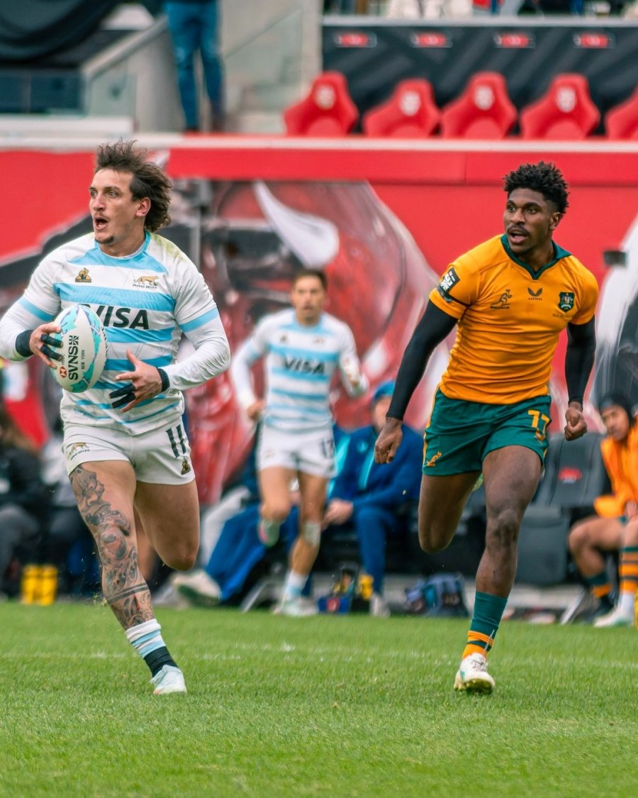 EN EL PODIO. El equipo argentino fue protagonista.