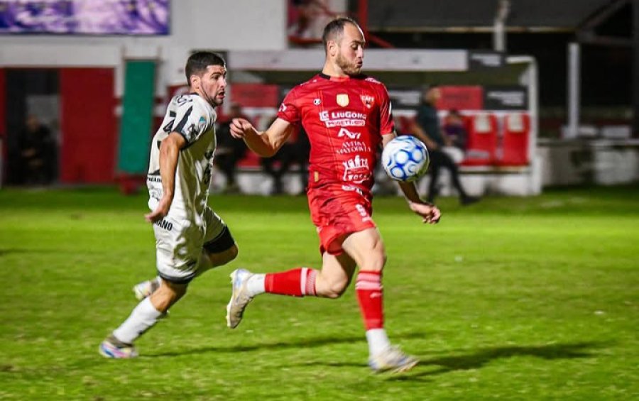 GANO DE LOCAL. Ferro venci&oacute; a Aldao.