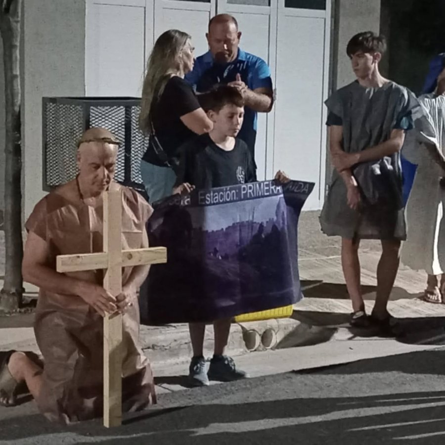Un momento en la celebraci&oacute;n en la Zona Pastoral San Cayetano.