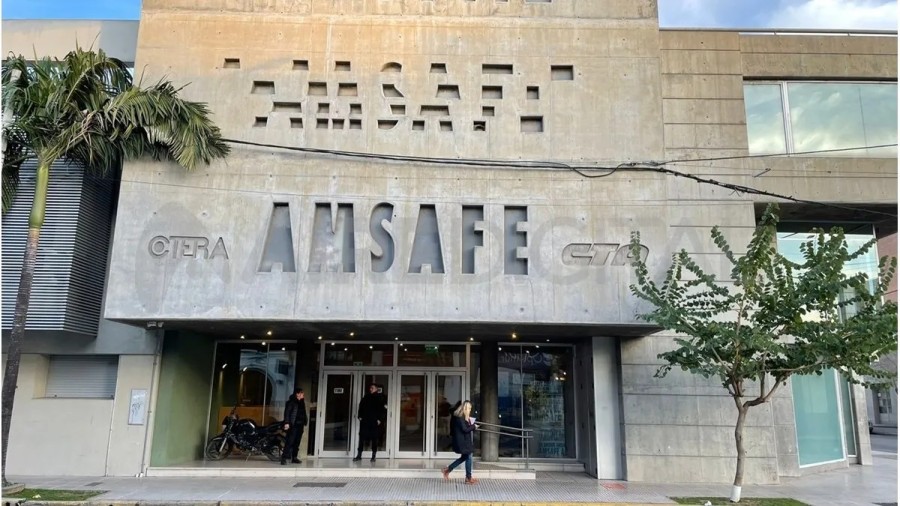 ATAQUE EN LA ESCUELA DE SAN CRISTOBAL. Amsafe se expres&oacute; sobre la tragedia que tuvo lugar este lunes por la ma&ntilde;ana.