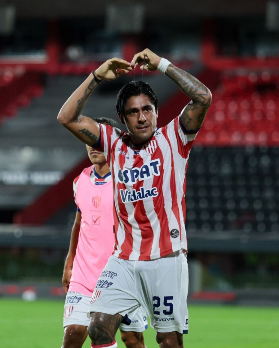 CRISTIAN TARRAGONA. Uno de los delanteros tatengues.