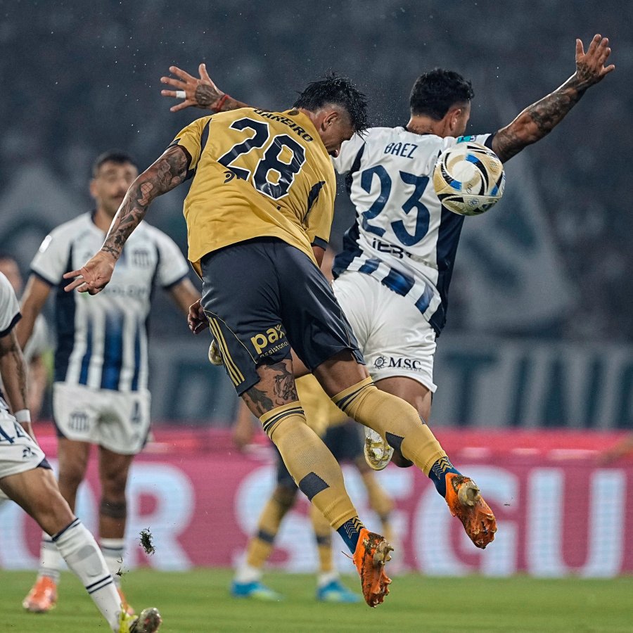 OPORTUNO. Bareiro anot&oacute; el &uacute;nico gol.