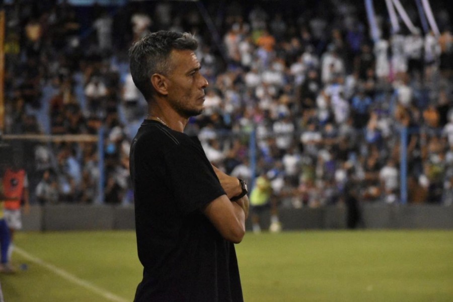 IV&Aacute;N JU&Aacute;REZ NO OCULT&Oacute; SU MALESTAR TRAS LA CA&Iacute;DA ANTE GUEMES
