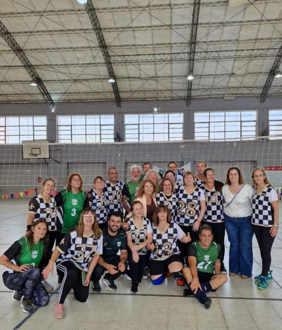 El grupo que concurri&oacute; a la capital santafesina.