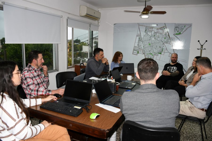 El encuentro se desarroll&oacute; en la Sala de Reuniones del Concejo.