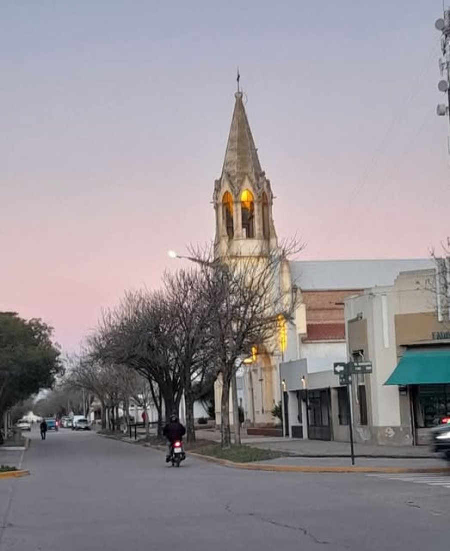 El templo parroquial sanvicentino.
