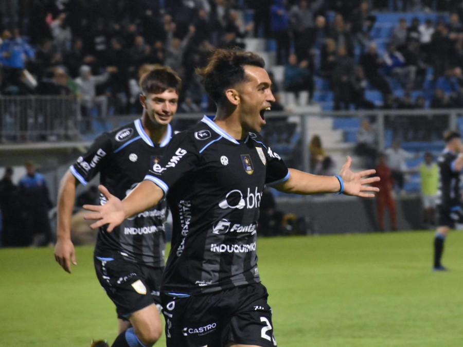 IJIEL PROTTI VIENE DE CONVERTIR EL &Uacute;LTIMO LUNES.