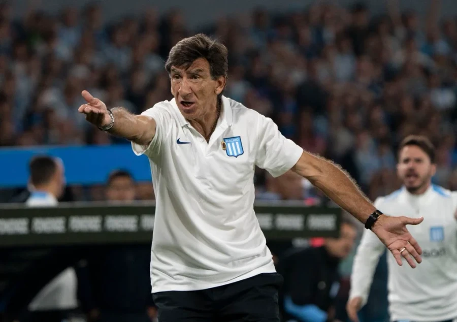 DT. Costas necesita traerse un buen resultado.