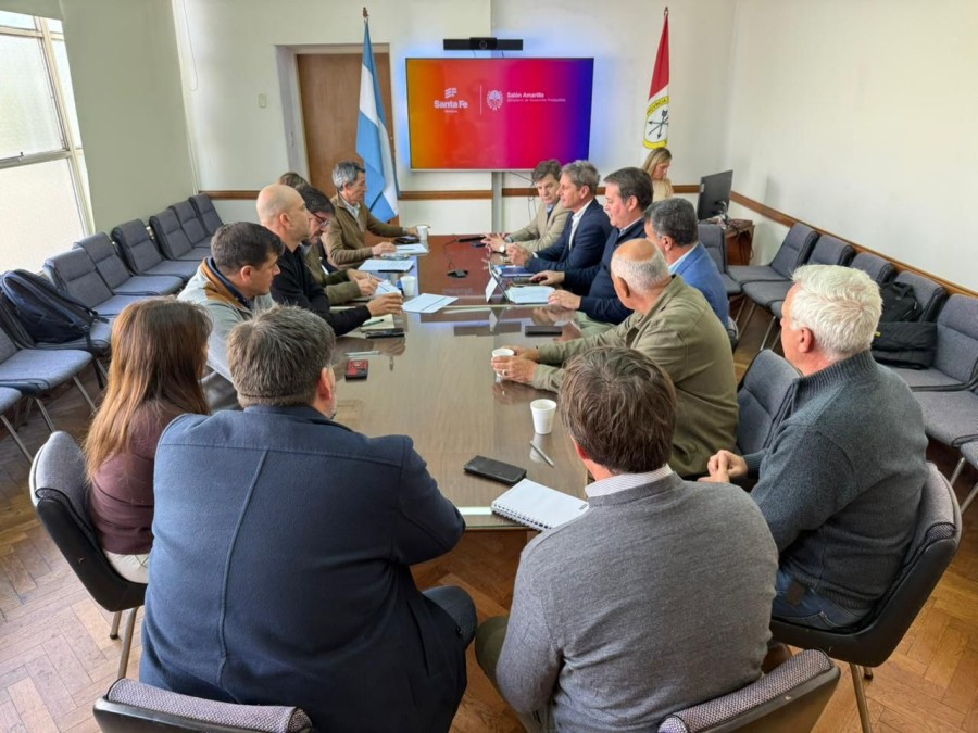 Los integrantes de la Comisi&oacute;n de Emergencia Agropecuaria se reunieron para evaluar la situaci&oacute;n en los distritos inundados.