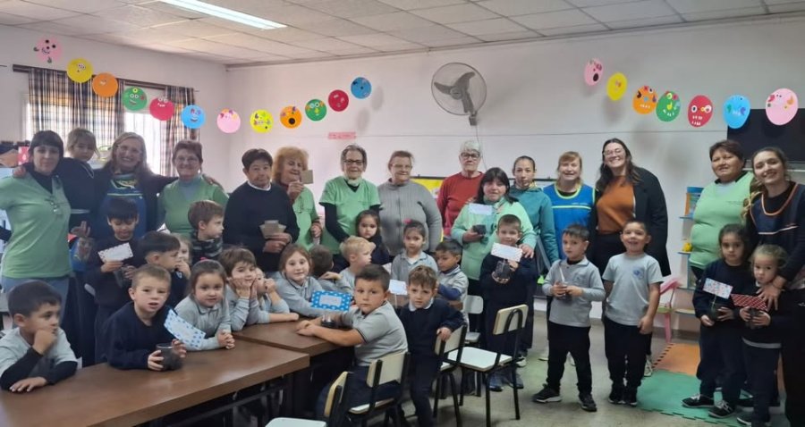 El grupo que particip&oacute; de la valiosa experiencia.