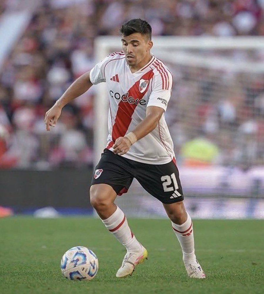 RECUPERANDO EL NIVEL. El lateral Marcos Acu&ntilde;a.