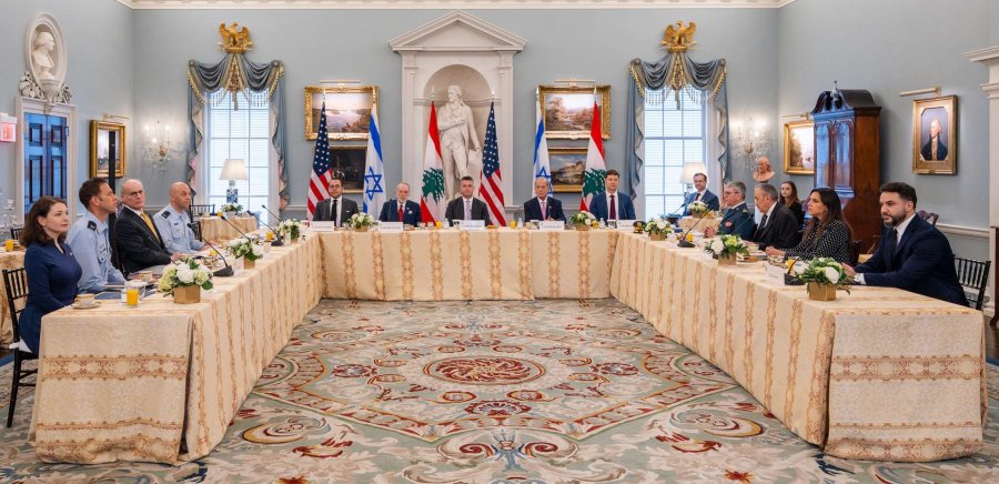 GUERRA EN MEDIO ORIENTE. Estados Unidos anunci&oacute; que Israel y L&iacute;bano acordaron extender el alto el fuego 45 d&iacute;as.